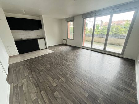 Location appartement 1 pièce 40.07 m² à Tourcoing (59200) VICTOIRE PROXIMITE TRAMWAY - Photo 2