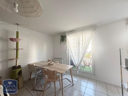 Location Appartement 2 pièces 47m² VALENCIENNES 59300 - Photo 5