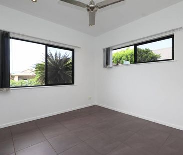 Large Executive Style Home - Large Shed - Large Block - Side Access - Photo 6