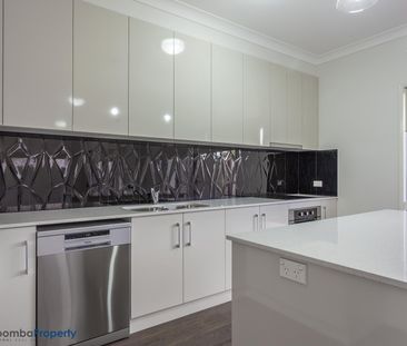 3/126 Long Street, 4350, Centenary Heights Qld - Photo 3