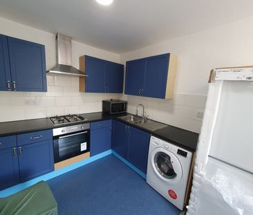 2 Bed Flat, Higham Hill Road, E17 - Photo 6