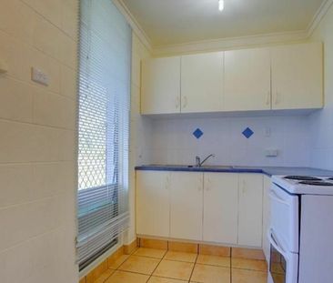 3/9 Rose Street, North Ward - Photo 2