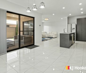 Spacious and Well-Designed 4x3 Family Home - Photo 6