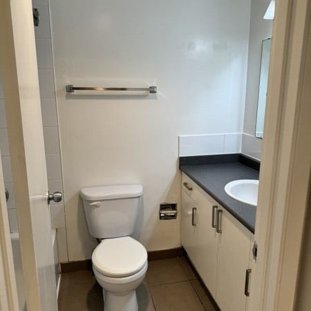 The White House - Photo 3