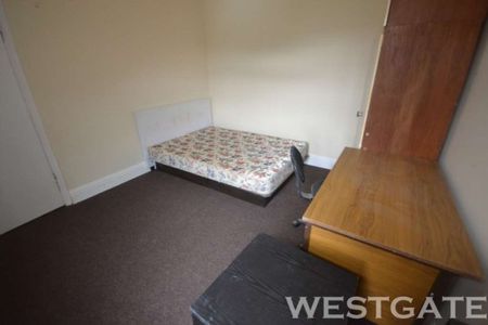 6 Bed - Talfourd Avenue, Reading - Photo 3