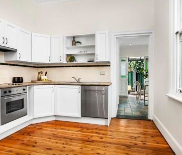 Stylish Semi in Newtown's Desirable Locale - Photo 4