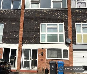 1 bedroom in a house share to rent - Photo 5