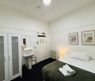 Room 7 (Non Ensuite) - Photo 3