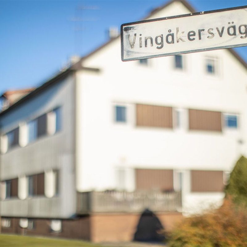 Vingåkersvägen 17 B - Foto 1