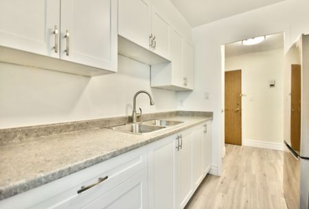 For Lease - 2 Grove Street Unit# 21, Barrie, Ontario - Photo 5