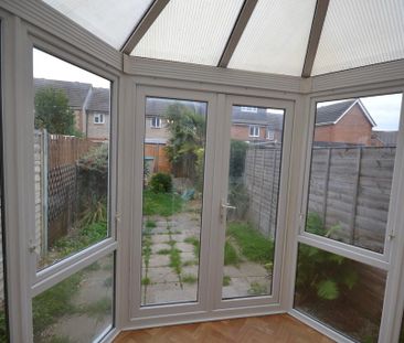 2 bedroom terraced house to rent - Photo 2