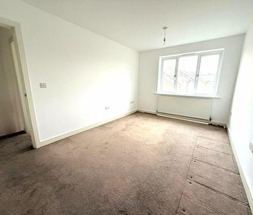 3 bedroom detached house to rent - Photo 4