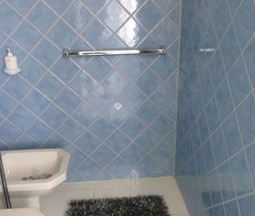 Herrliche Aussicht in hochwertig ausgestatteter 3-Zimmer-Wohnung - Photo 1