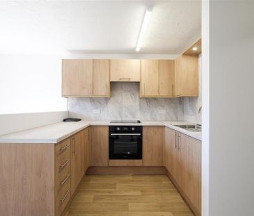 1 bedroom apartment to rent - Photo 5