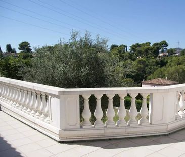 Location Maison 4 pièces 142m² LA ROQUETTE SUR SIAGNE 06550 - Photo 4