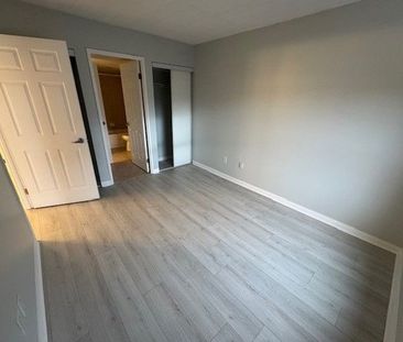 For Lease - 250 Pine Grove Road Unit# 304, Vaughan, Ontario - Photo 6