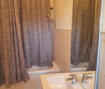 Location Appartement 2 pièces 56m² ST OMER 62500 - Photo 4