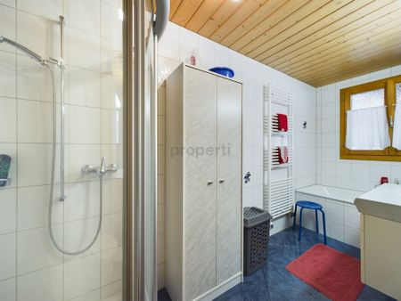 Charming 4.5-room apartment with balcony, Trubschachen - Photo 5