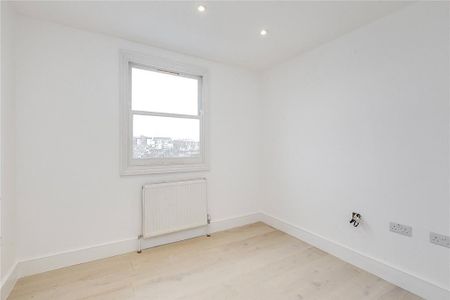2 Bed Flat, Cornwall Gardens, SW7 - Photo 2