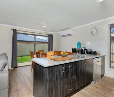 17 SASHA DRIVE, Munno Para West, SA 5115 - Photo 3