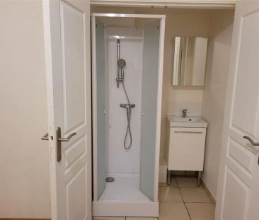 Location appartement 1 pièce - 31.83m² à Hazebrouck (59190) - Photo 3