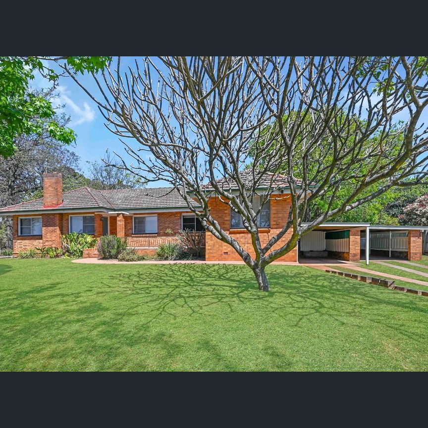 8 Kenilworth Street, North Toowoomba, Qld 4350 - Photo 1