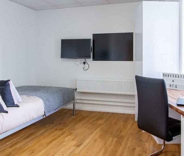 Gold Studio - Photo 2