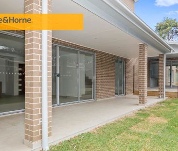 Modern Townhouse style home - Photo 6