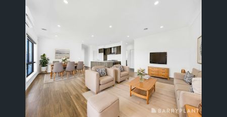 Freshly Painted & Meticulously Renovated in Prime Greenvale Location - Photo 4