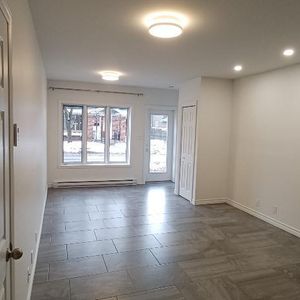 3 1/2 (disponible maintenant), 336, St-Viateur, Joliette - Photo 2