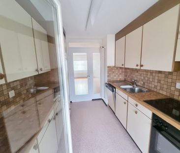 Offer a spacious and comfortable space in a quiet location - Foto 5