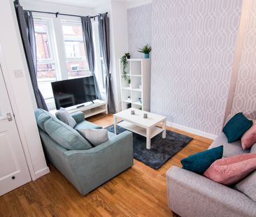 Lovely 6 Bed Female House Share in LS6! - Photo 4
