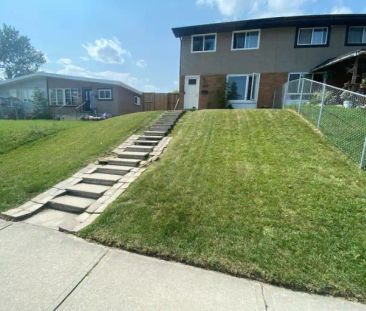 Entire 3 bed/2 full bath home. | 3027 Doverville Crescent Southeast... - Photo 1