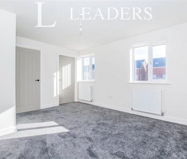 3 bedroom semi-detached house to rent - Photo 2