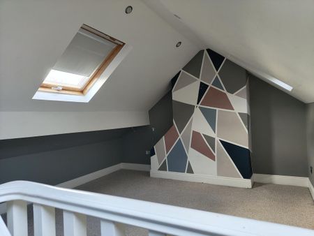 2 bedroom terraced house to rent - Photo 4