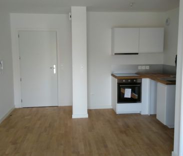 Location Appartement 2 pièces 39m² RONCHIN 59790 - Photo 1