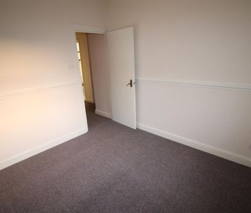 BPC00970 Top Floor Flat, Eastfield Road, Cotham, Bristol - Photo 1