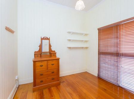 9, Crown Street, QLD, Petrie Terrace - Photo 3