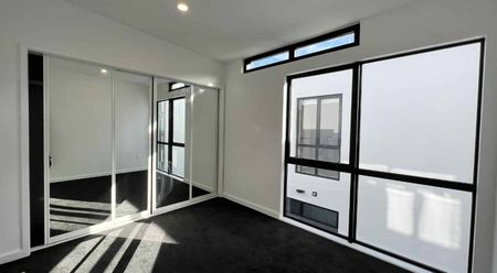 Wellington Living - Photo 4