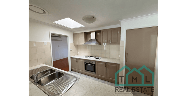 Freshly Renovated 3-Bedroom Family Home – Move In Today! - Photo 1