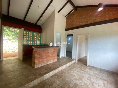 Casa com 2 quartos e 70m² para alugar em Lagoa da Conceição, Florianópolis. - Foto 5