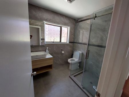 Property Management40 Tudor Road, Henderson - House for Rent - Photo 4