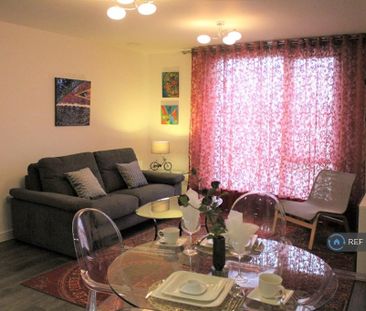 1 bedroom flat to rent - Photo 2