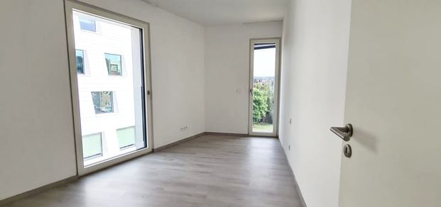 Appartement te huur - foto 1