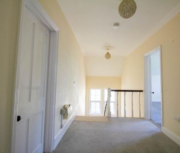 2 bedroom semi-detached house to rent - Photo 3