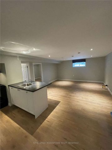 For Lease - 56 Mcintyre Crescent, Halton Hills, Ontario - Photo 4