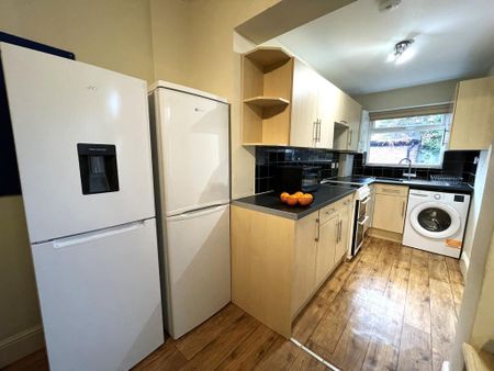 4 bedroom house share to rent - Photo 4