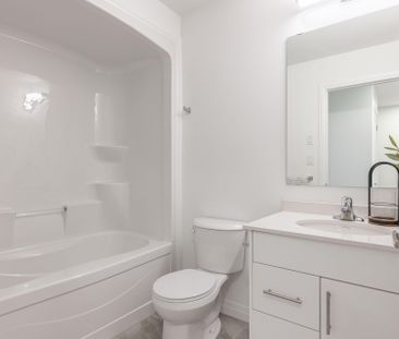 For Lease - 35 Southworth Street Unit# 34, Welland, Ontario - Photo 2