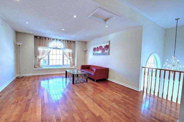 For Lease - 10 Whistler Court, Markham, Ontario - Photo 1
