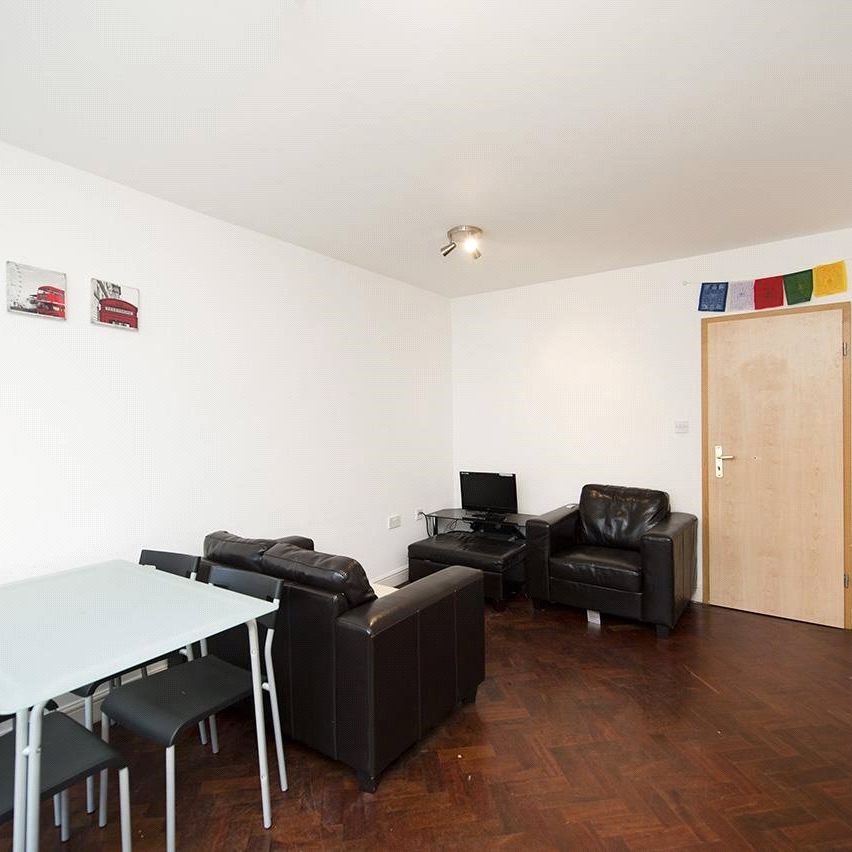 Islip Street, Kentish Town, London - Photo 1